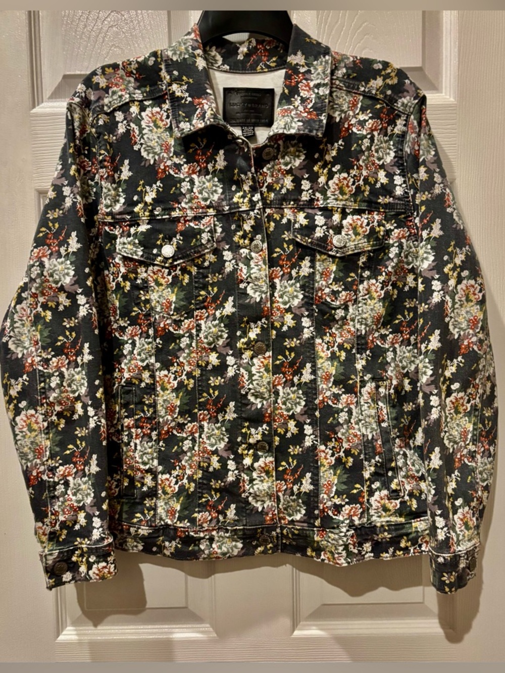 Like New 2X Lucky Brand Floral Print Denim Jacket
